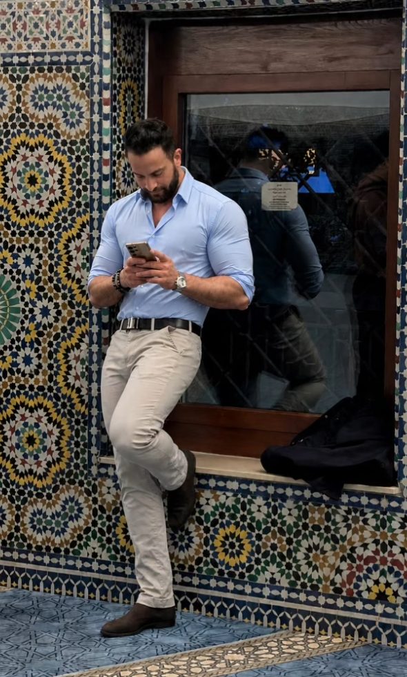 Le soldat sur son téléphone